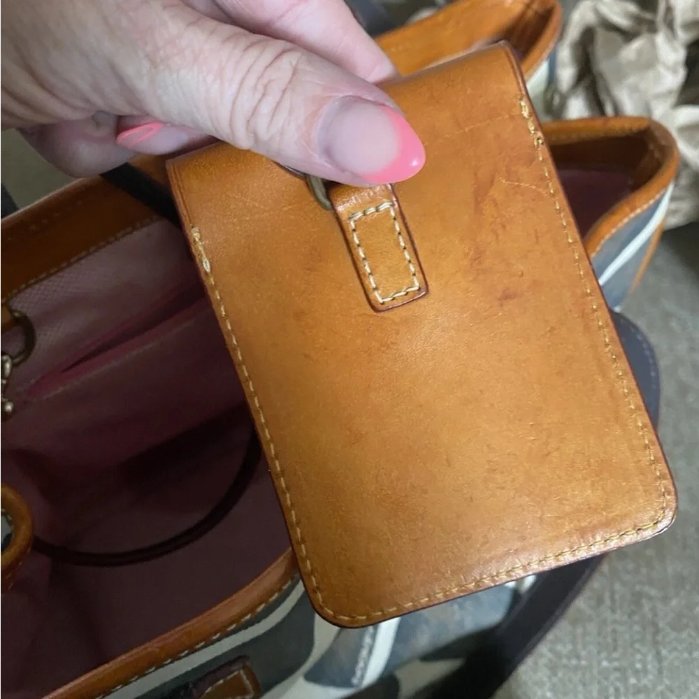 Dooney & Bourke Black, Cream & Tan Giraffe-Print Shoulder Bag - Picture 9 of 15